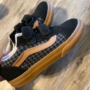 New toddler vans